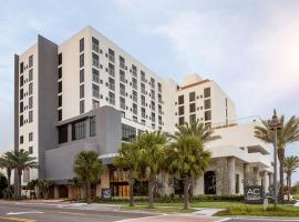 AC Hotel by Marriott Clearwater Beach，位于克利尔沃特的酒店