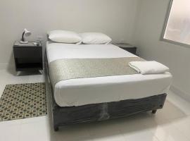 Hostal independencia，位于圣克鲁斯的酒店