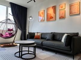 SURIA HomeStay Kuala Terengganu City Center, 8 pax, 150M to KTCC Mall，位于瓜拉丁加奴的公寓