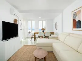 Ocean View Retreat 2 - Sea View with Jacuzzi