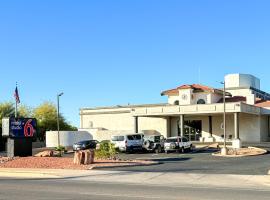 Motel 6 Tucson, AZ Airport Kino Sports Complex，位于土桑的酒店