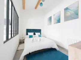 Résidence privée avec parking sécurisé - 9 personnes, 6 lits, 2 logements