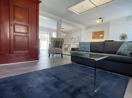 Quebec Grand Appartement by Hébergements DCL