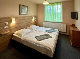 佩尔戈拉别墅酒店，位于赛特古特哈德的住宿