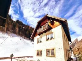 Holiday Home Muhr near Ski Slopes
