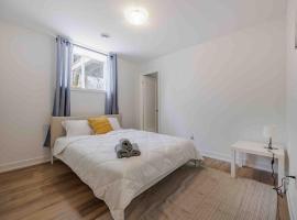 Cozy 2Bed Home 6 minutes to the FALLS!，位于尼亚加拉瀑布的酒店