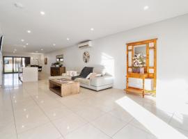 Stay Temora - Central Townhouse 290A，位于Temora的酒店