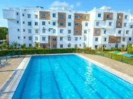 3 BR Group Stay Mombasa - AC-Pool-Gym-Playground- Haven & Harmony Hosts