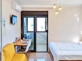 7-Modern city center studio with sea view!