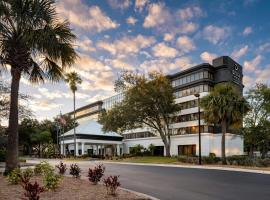 Delta Hotels by Marriott Jacksonville Deerwood，位于杰克逊维尔的酒店