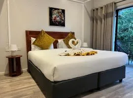 Platinum Peak Luxury Apartment -Victoria Falls