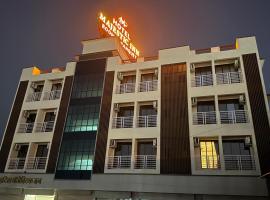Majestic Inn，位于瓦塞的酒店