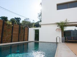 Amuse Athens Villa，位于瓦里的酒店