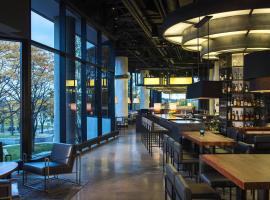 托莱多市中心万丽酒店，位于托莱多的酒店