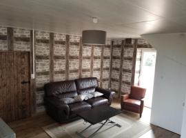 Grand Gîte grande capacité dans l'Allier，位于Loddes的酒店