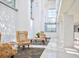 Delta Hotels by Marriott Milwaukee Northwest，位于Menomonee Falls的酒店