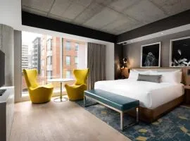 Humaniti Hotel Montreal, Autograph Collection