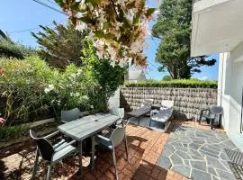 méridien situé proximité de la plage du men du