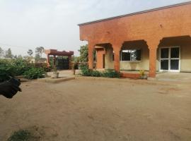 La Yayemoise，位于Fimela的酒店