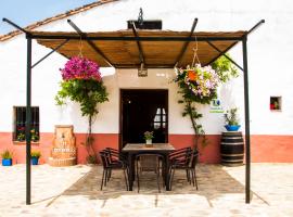 El Bachiller JABUGO Alojamiento Rural，位于哈武戈的酒店