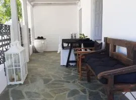 Central Skyros Hideaway