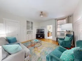 2br Retreat Near Boston College & Longwood