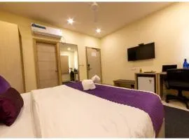 PURI HOTEL R J SUITE behind seabeach