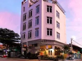 2N Residence