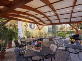 Harang Panzió，位于吉奥马恩德勒德的酒店