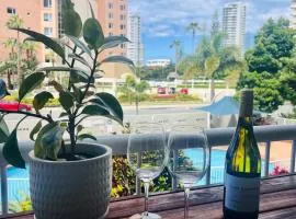 Beautiful Broadbeach Living!