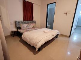 Bamboo Stays Lovely 2bhk in Baner Pune，位于浦那的酒店