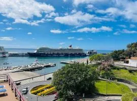 Center Marina view Gold Studio