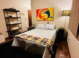 Lindo Studio em Casa de Alto Padrão Jd Marajoara