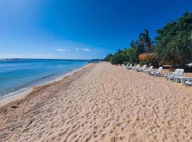 Pili Beach Resort Agmanic，位于Santa Fe的酒店