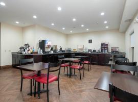 Econo Lodge Inn & Suites，位于Monee的酒店