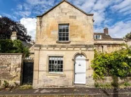 Exquisite Historic Hideaway