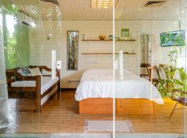 Casa do bananal - Praia Estaleiro (Ubatumirim) -Ubatuba/SP，位于乌巴图巴的酒店