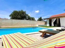 4 Bedroom Pet Friendly Home In Rupalj