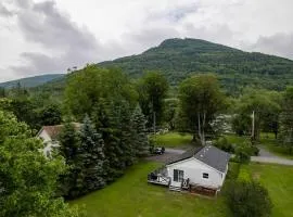 Hunter Mountain View Cabin