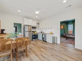 Gloria Cottage - 2 blocks to Magnolia and 3 mins to Baylor