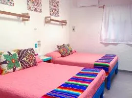 Beautiful Beach Studio in Akumal, snorkeling paradise - Wifi, AC, Parking