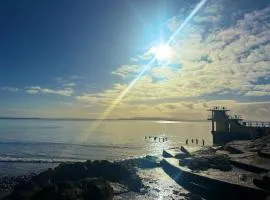 Swimmers Rest 200 meters from the Beach in Salthill