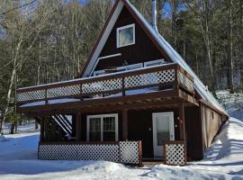 Upper A-Frame Escape，位于拉德洛的酒店