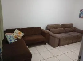Lindo sobrado com 3 quartos sendo 2 suites