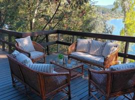 Casa Lago Vichuquén, Sector Sol de la Península，位于维丘肯的酒店