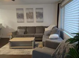 Full House - Main Floor