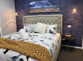 INeeta Stay 2，位于Moyhu的酒店