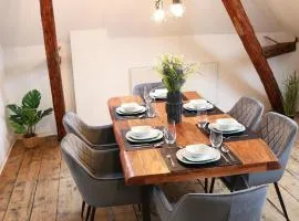 charmantes Apartment mit voll ausgestatteter Küche, Kingsize-Betten, Billard & Tischkicker