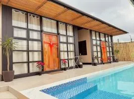 Casa nel Mezzo - A Pineapple Farm Escapee