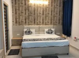 Hotel Kiara Inn Rooms and Banquet